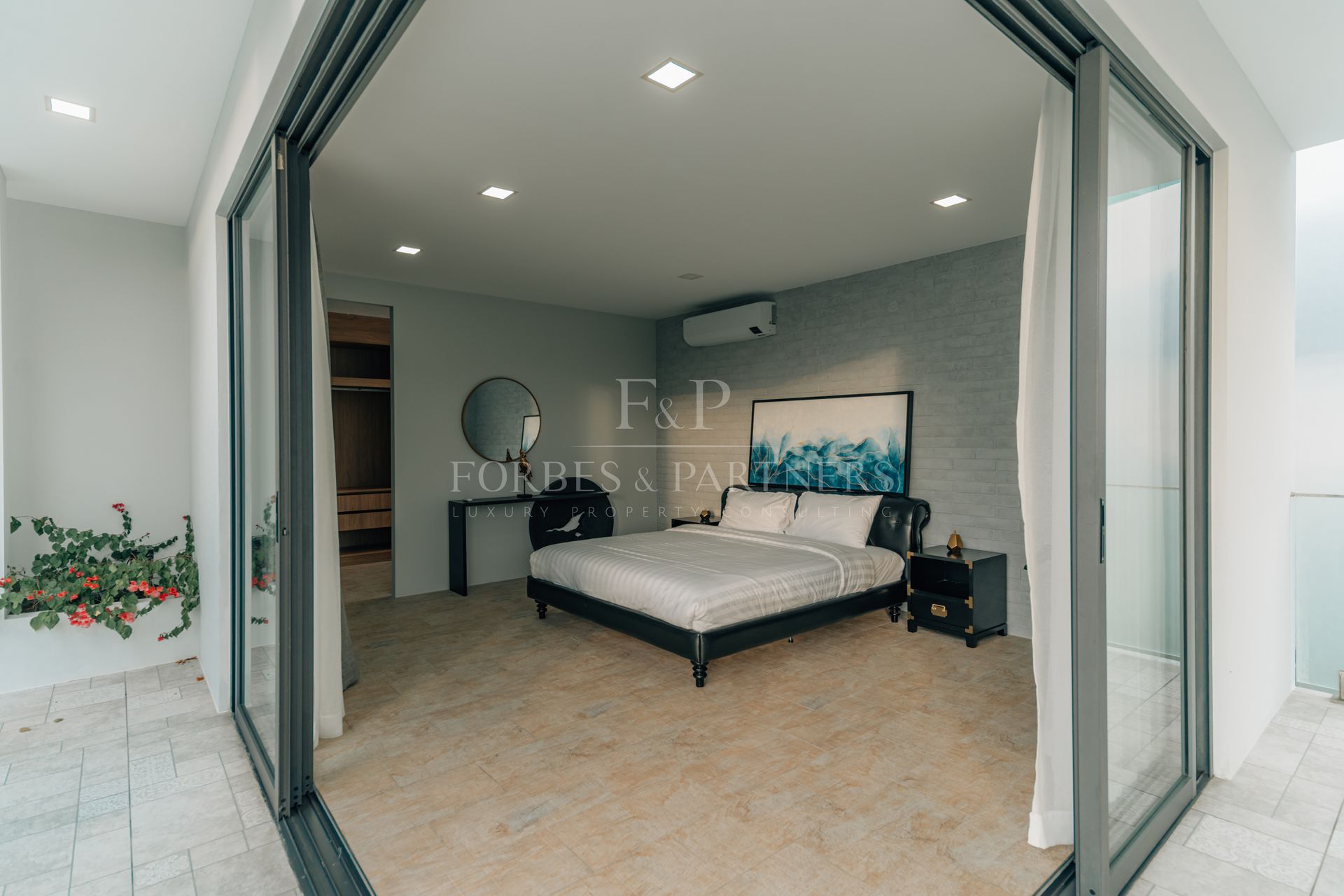 6-BEDROOM GRAND VILLA IN KAMALA - Kamala, Phuket, Thailand