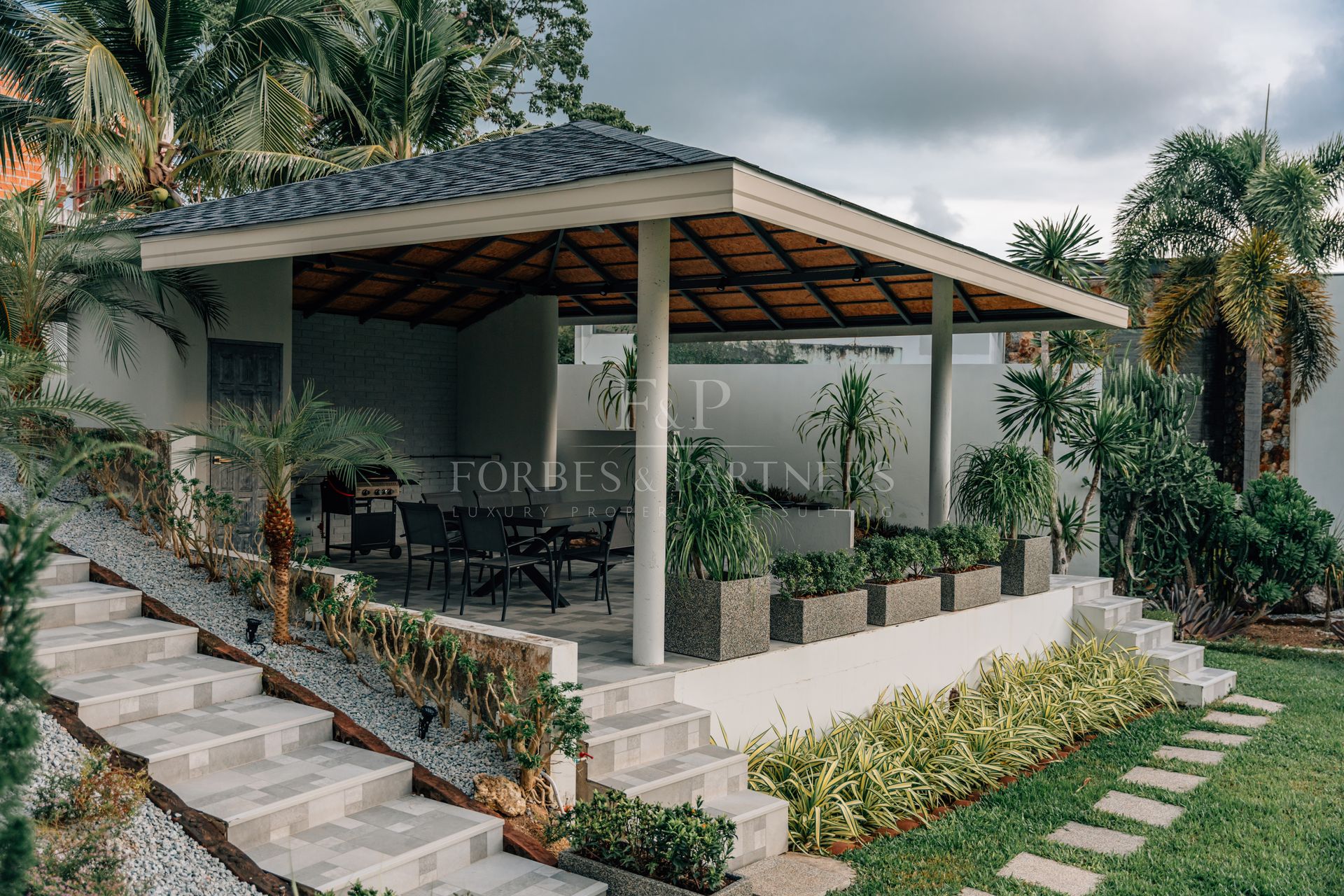6-BEDROOM GRAND VILLA IN KAMALA - Kamala, Phuket, Thailand