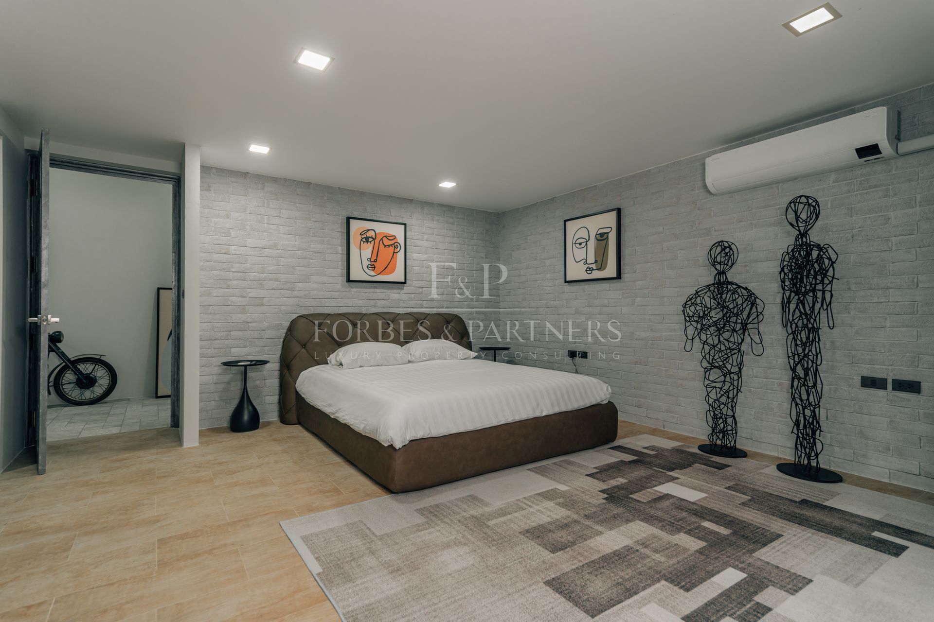 6-BEDROOM GRAND VILLA IN KAMALA - Kamala, Phuket, Thailand