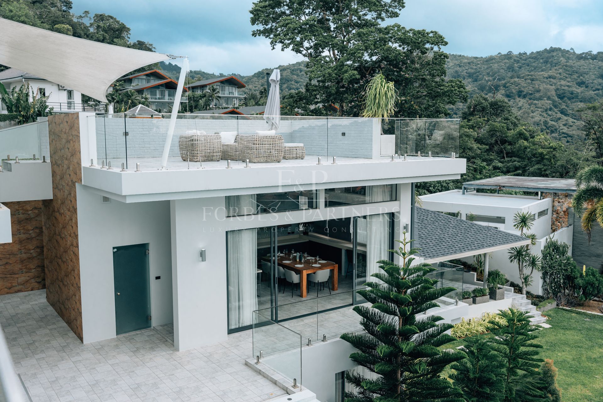 6-BEDROOM GRAND VILLA IN KAMALA - Kamala, Phuket, Thailand