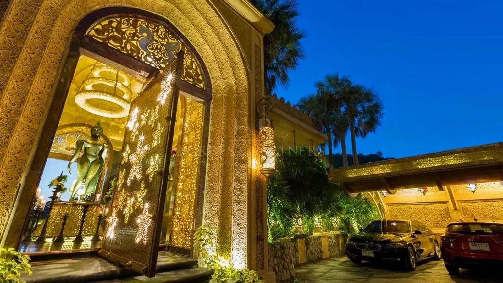 ICONIC 5 BEDROOMS IN KARON - Karon, Phuket, Thailand