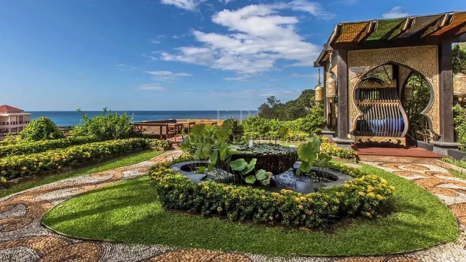 ICONIC 5 BEDROOMS IN KARON - Karon, Phuket, Thailand