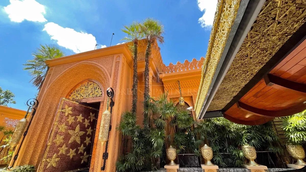 ICONIC 5 BEDROOMS IN KARON - Karon, Phuket, Thailand