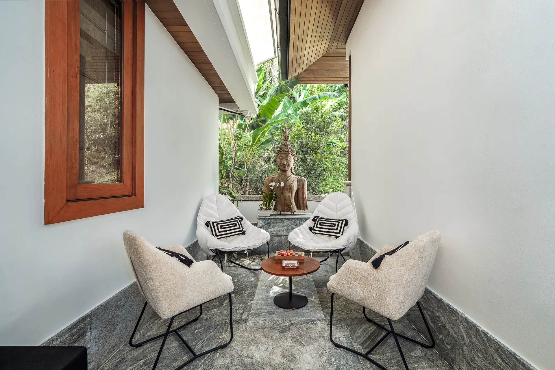OUTSTANDING 10-BEDROOM POOL VILLA - Surin, Phuket, Thailand
