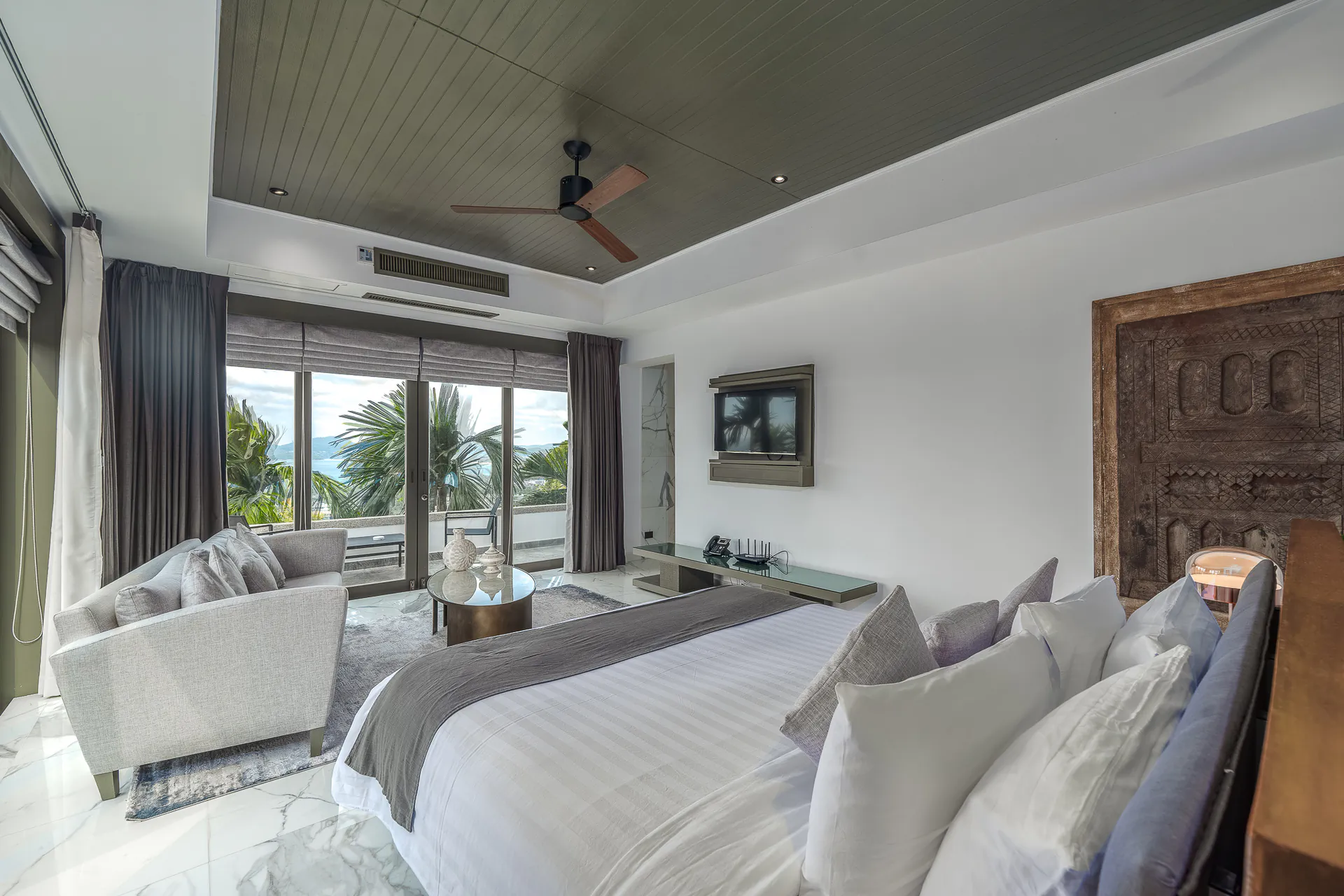 OUTSTANDING 10-BEDROOM POOL VILLA - Surin, Phuket, Thailand