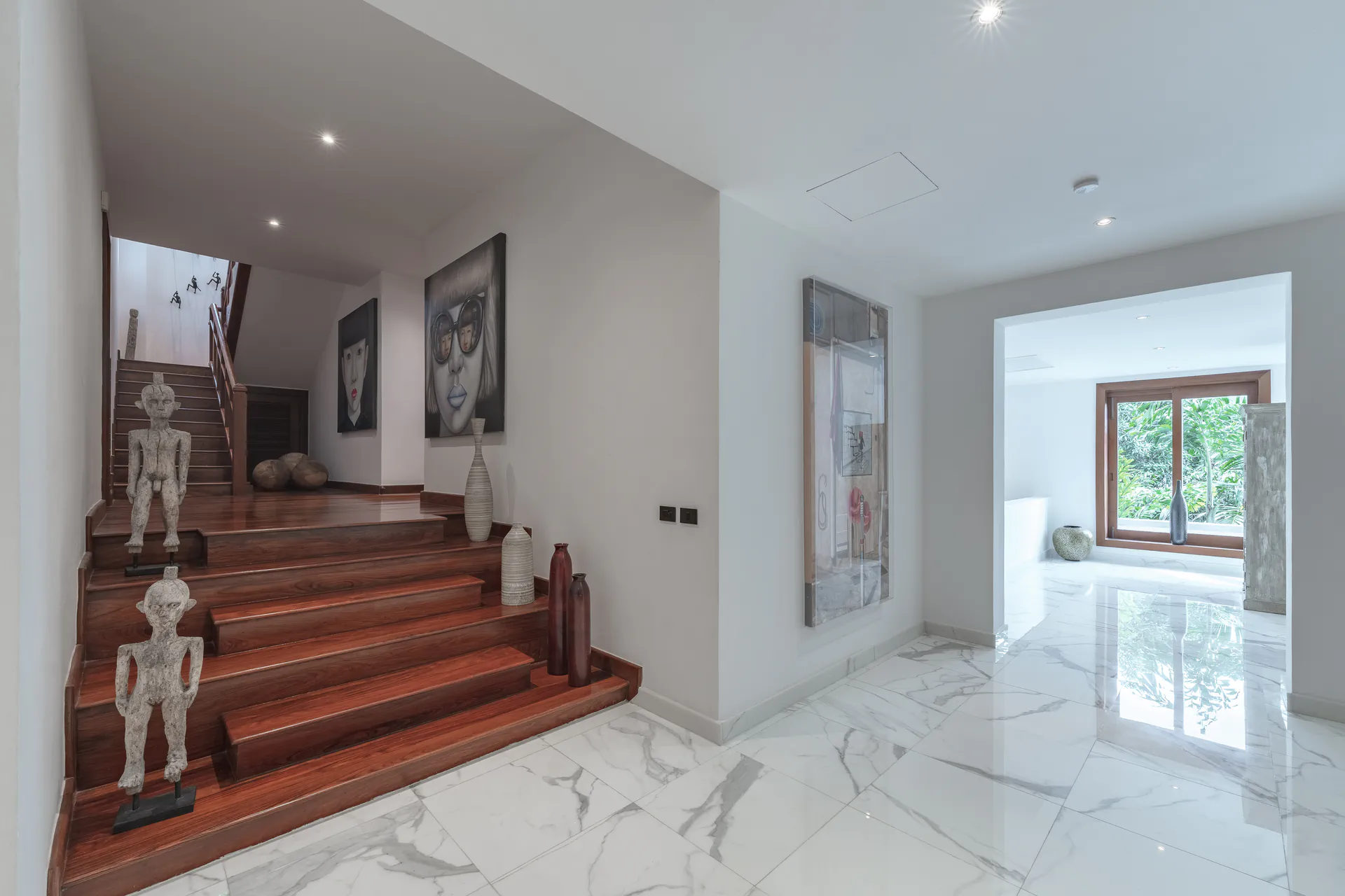 OUTSTANDING 10-BEDROOM POOL VILLA - Surin, Phuket, Thailand