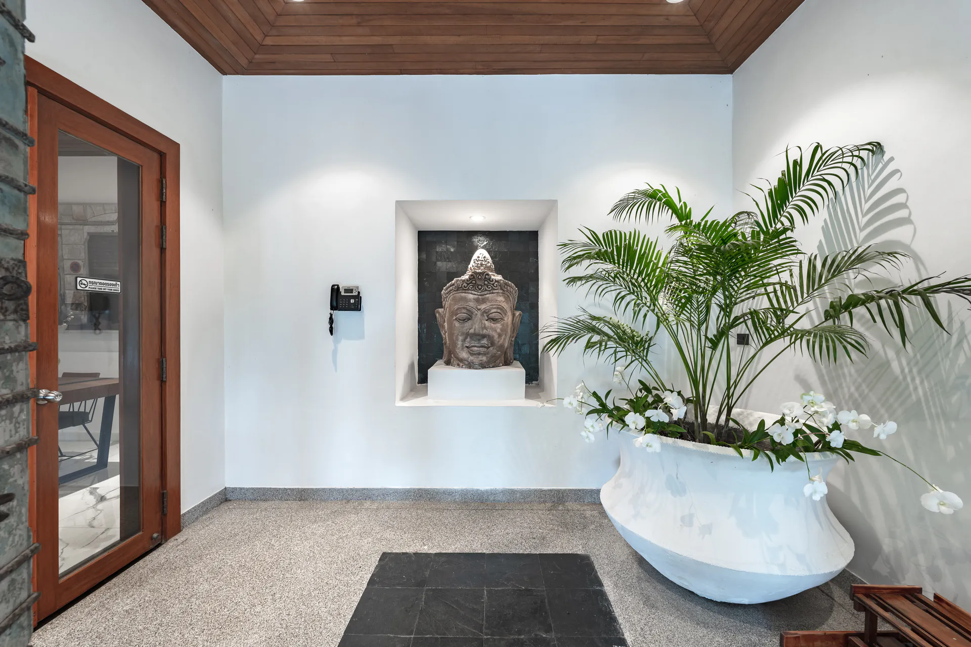 OUTSTANDING 10-BEDROOM POOL VILLA - Surin, Phuket, Thailand