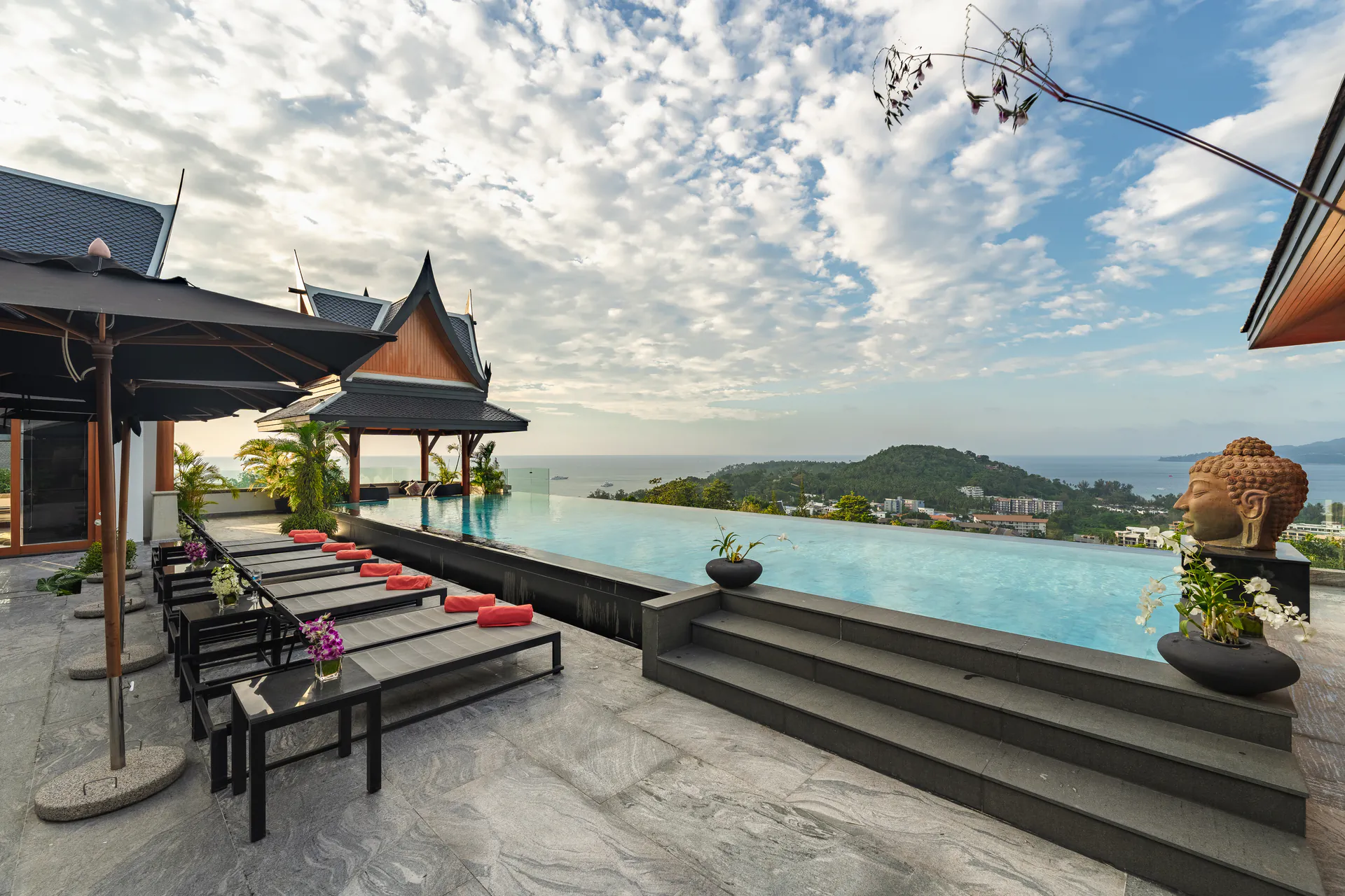 OUTSTANDING 10-BEDROOM POOL VILLA - Surin, Phuket, Thailand