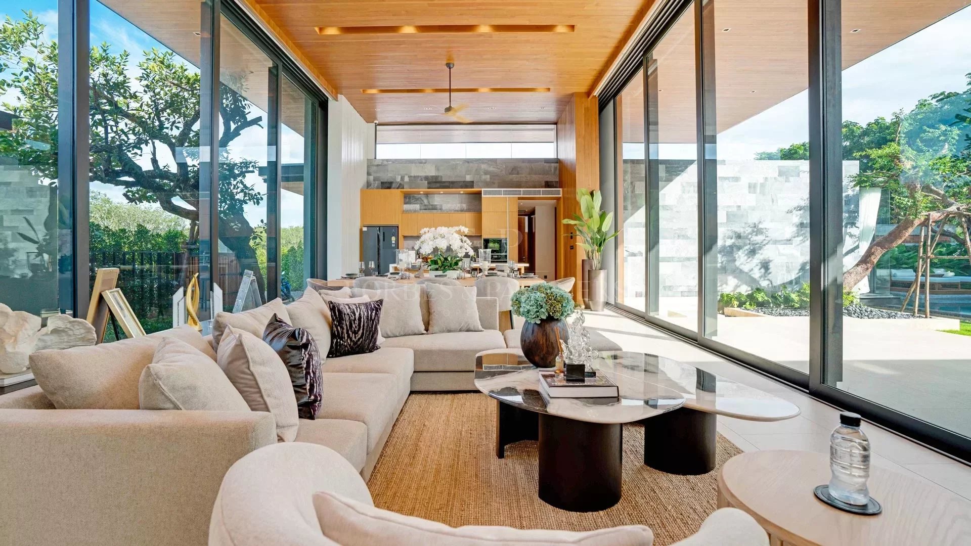 4 BEDROOM CHOENG THALE - Cherngtalay, Phuket, Thailand