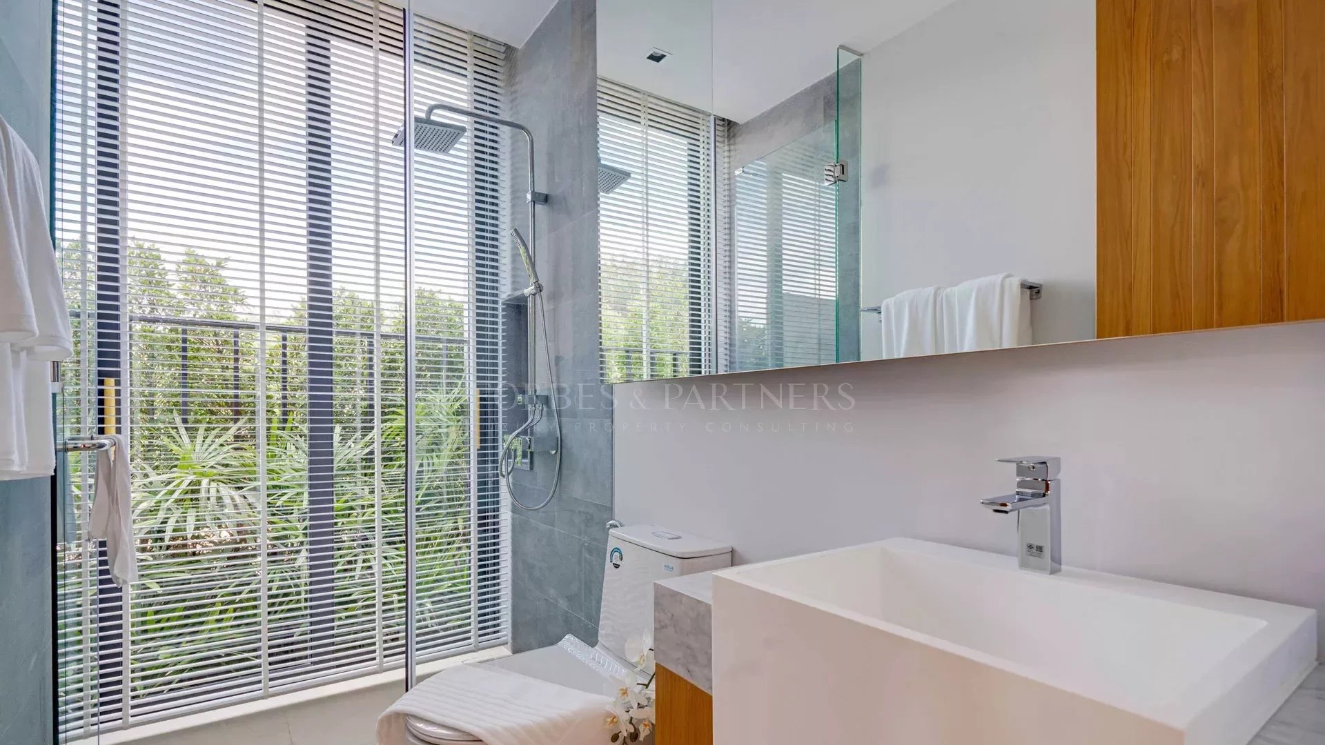 4 BEDROOM CHOENG THALE - Cherngtalay, Phuket, Thailand
