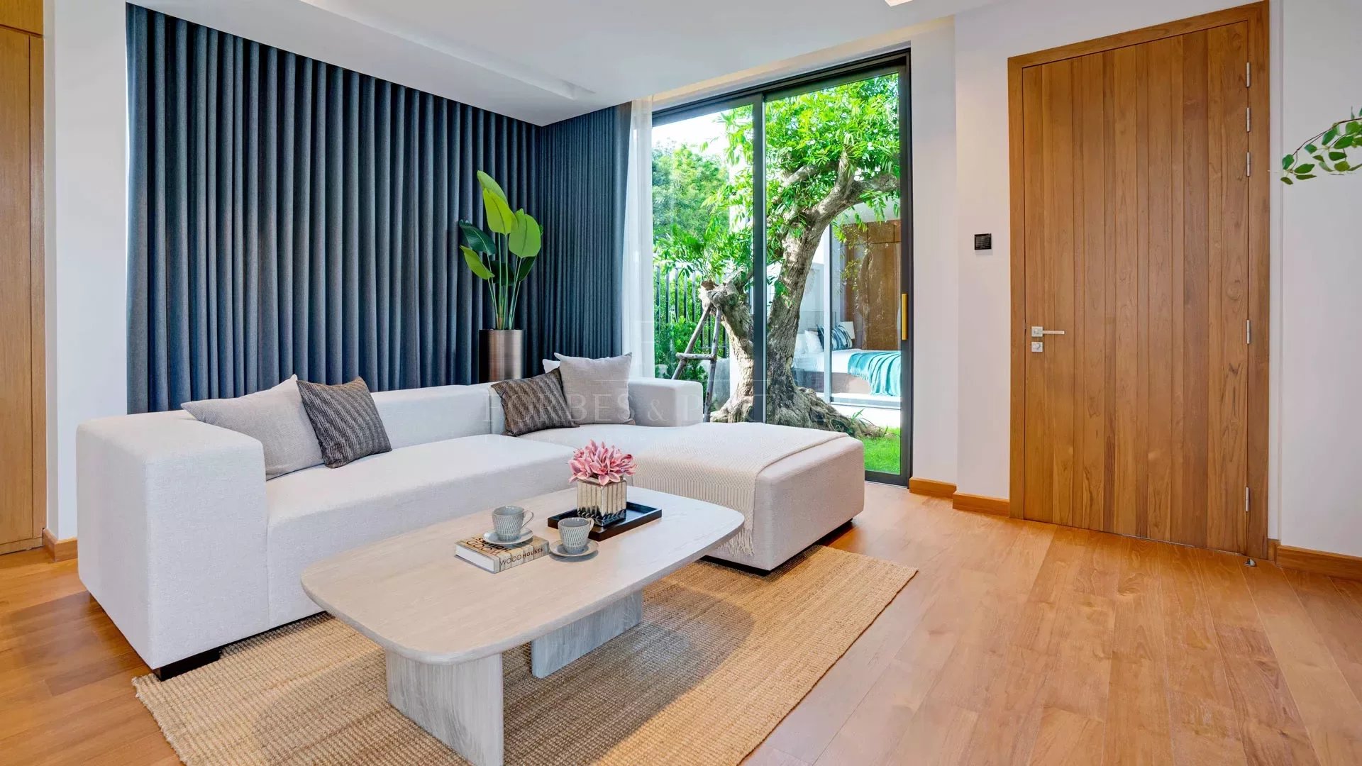 4 BEDROOM CHOENG THALE - Cherngtalay, Phuket, Thailand