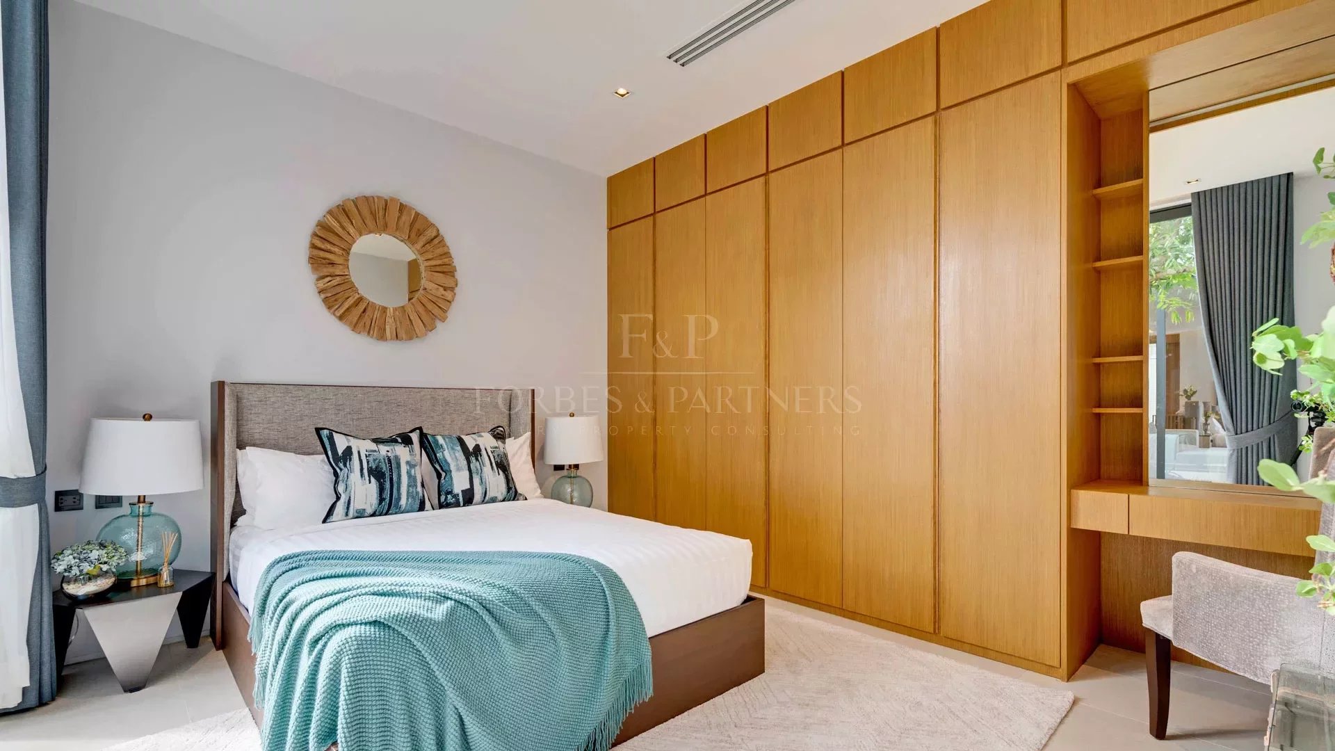 4 BEDROOM CHOENG THALE - Cherngtalay, Phuket, Thailand