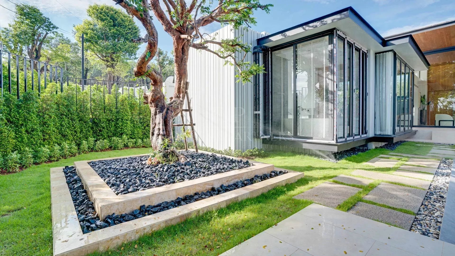 4 BEDROOM CHOENG THALE - Cherngtalay, Phuket, Thailand