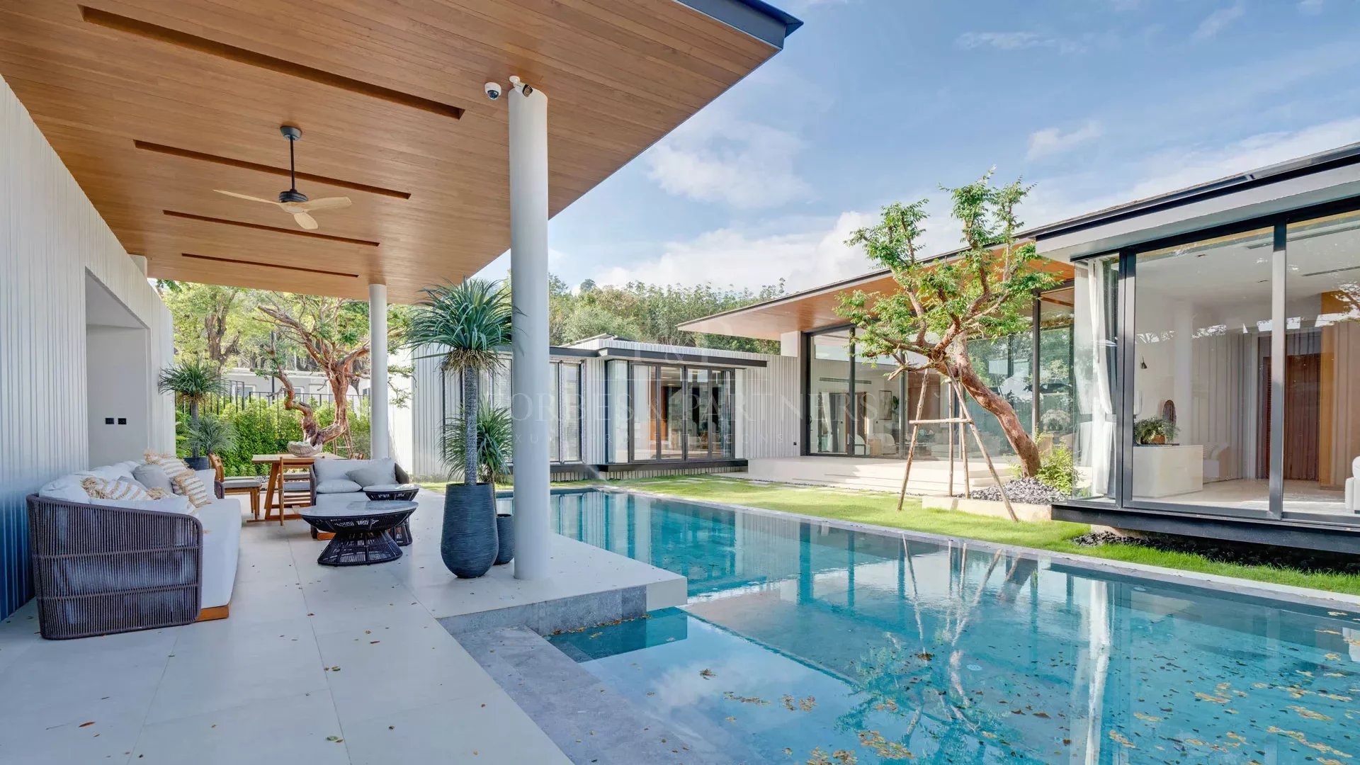 4 BEDROOM CHOENG THALE - Cherngtalay, Phuket, Thailand