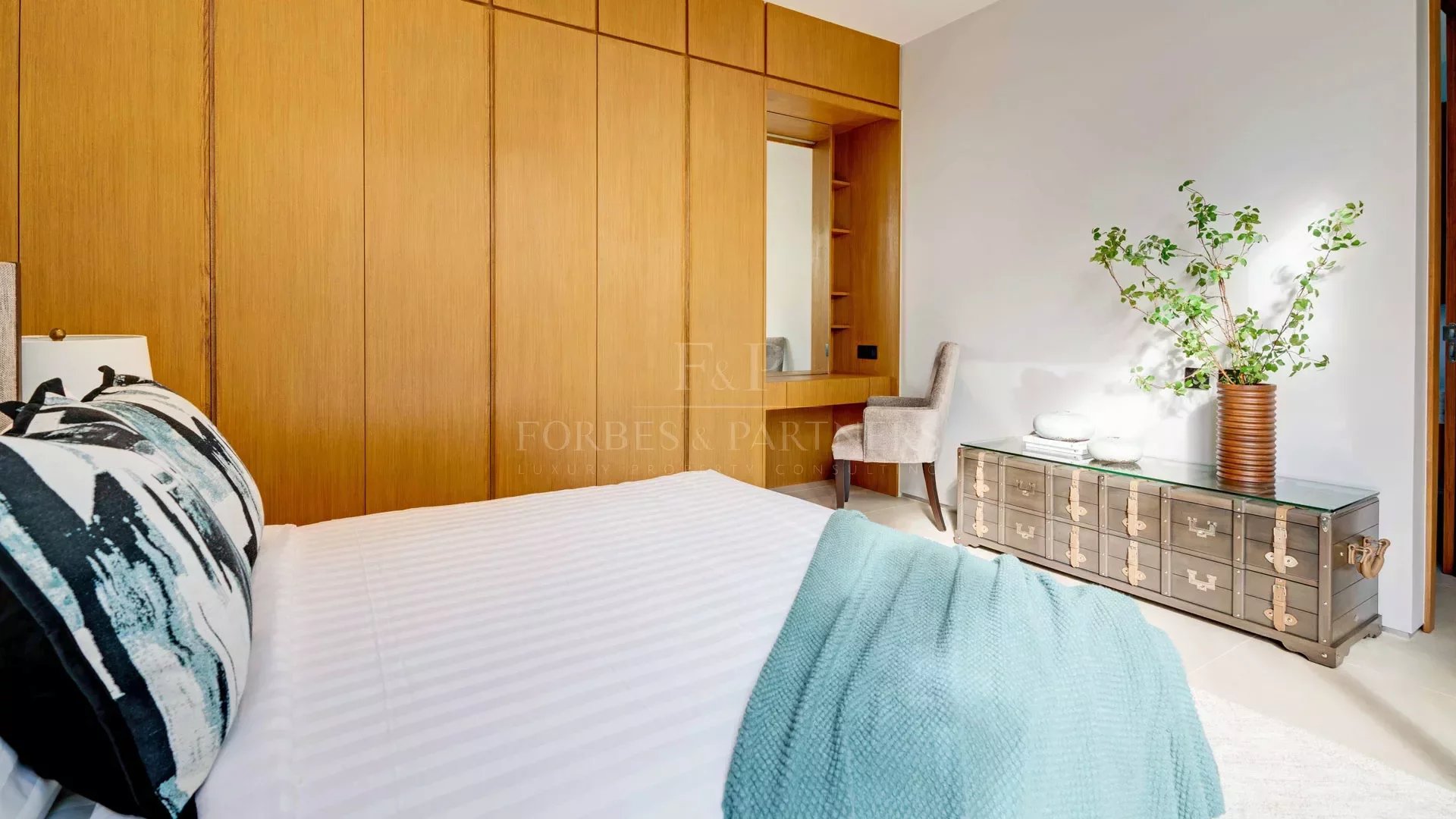 4 BEDROOM CHOENG THALE - Cherngtalay, Phuket, Thailand