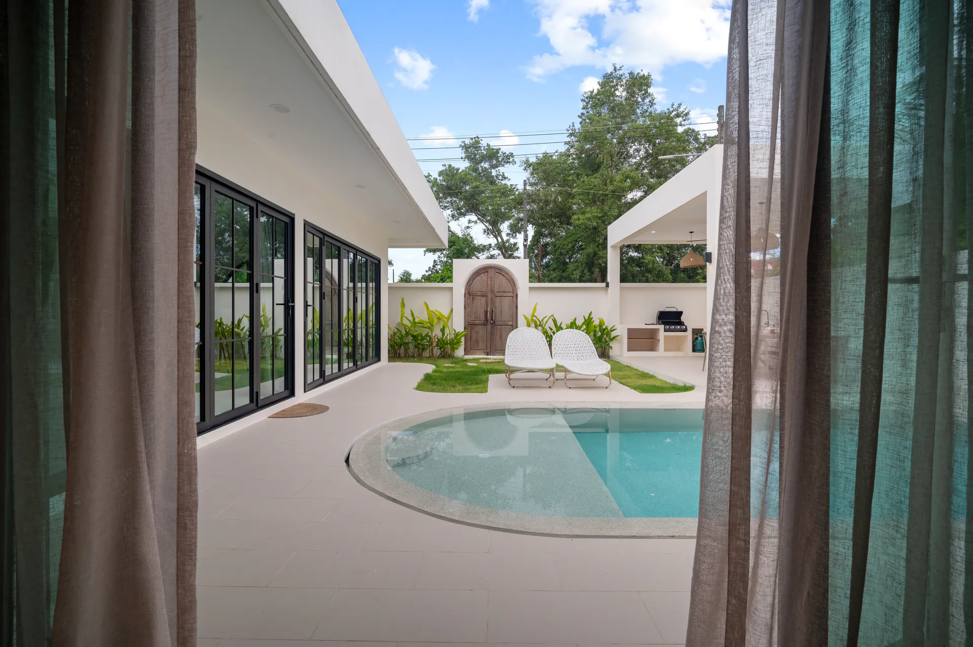 Brand New 4-Bedroom Balinese Luxury Villa with Pool in Bangtao, Thalang, Phuket - Cherngtalay, Phuket, Thailand