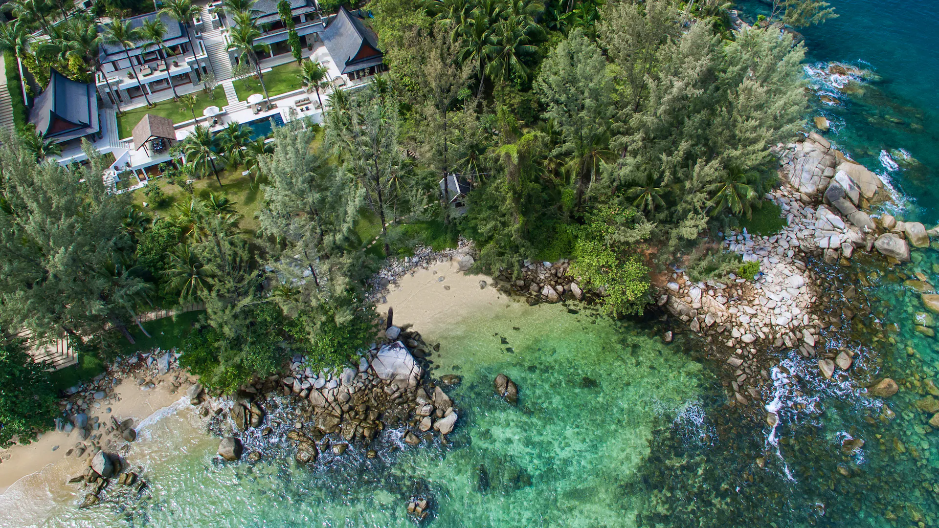 EXCLUSIVE BEACHFRONT GETAWAY VILLA IN LAEMSON ESTATE, PHUKET - Kamala, Phuket, Thailand