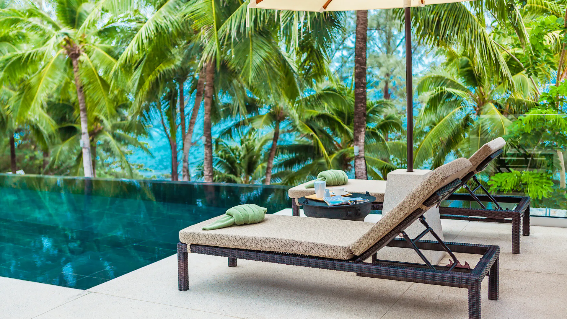 EXCLUSIVE BEACHFRONT GETAWAY VILLA IN LAEMSON ESTATE, PHUKET - Kamala, Phuket, Thailand