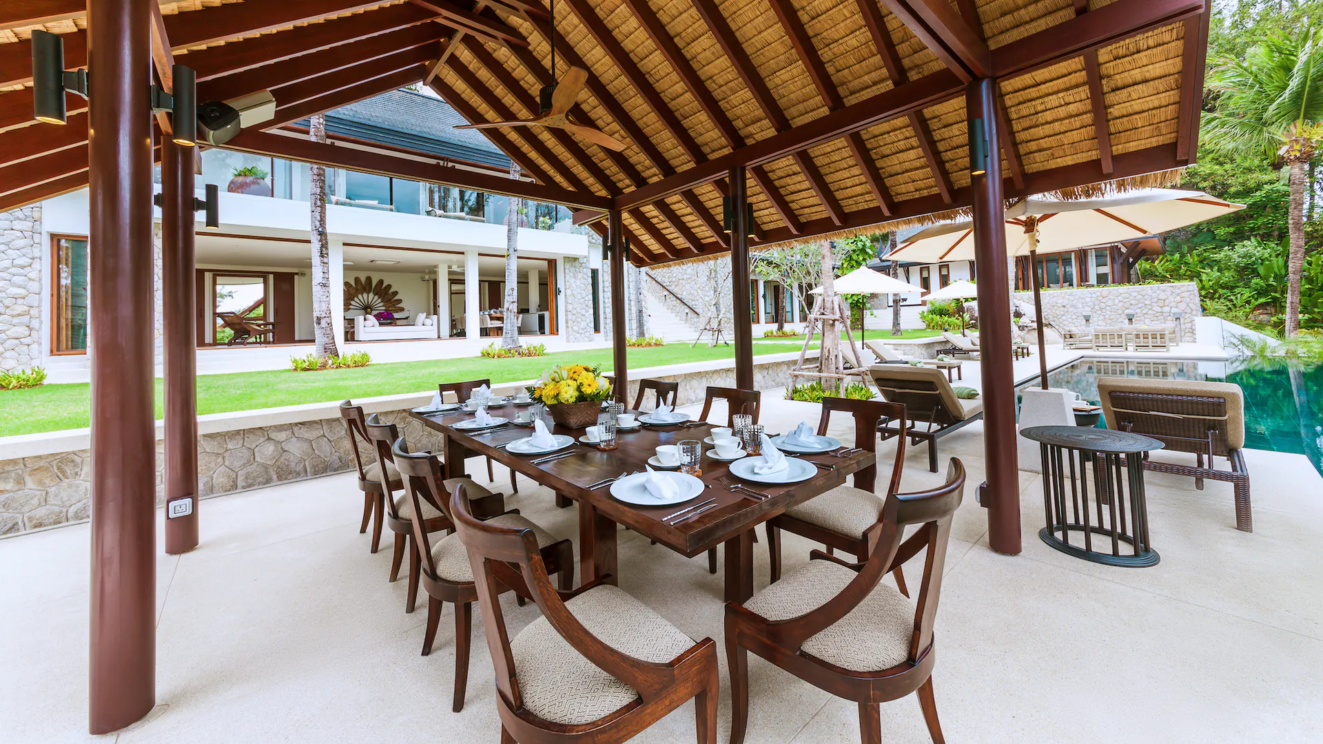 EXCLUSIVE BEACHFRONT GETAWAY VILLA IN LAEMSON ESTATE, PHUKET - Kamala, Phuket, Thailand
