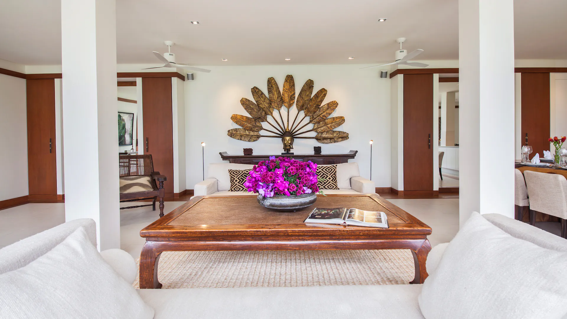 EXCLUSIVE BEACHFRONT GETAWAY VILLA IN LAEMSON ESTATE, PHUKET - Kamala, Phuket, Thailand