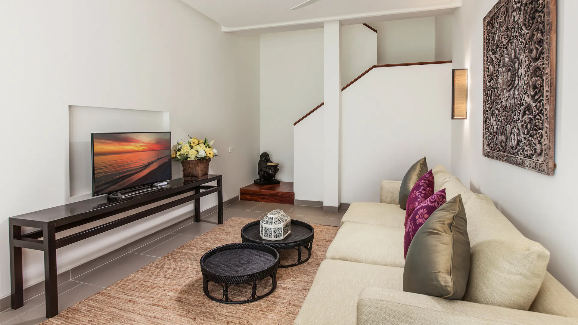 EXCLUSIVE BEACHFRONT GETAWAY VILLA IN LAEMSON ESTATE, PHUKET - Kamala, Phuket, Thailand