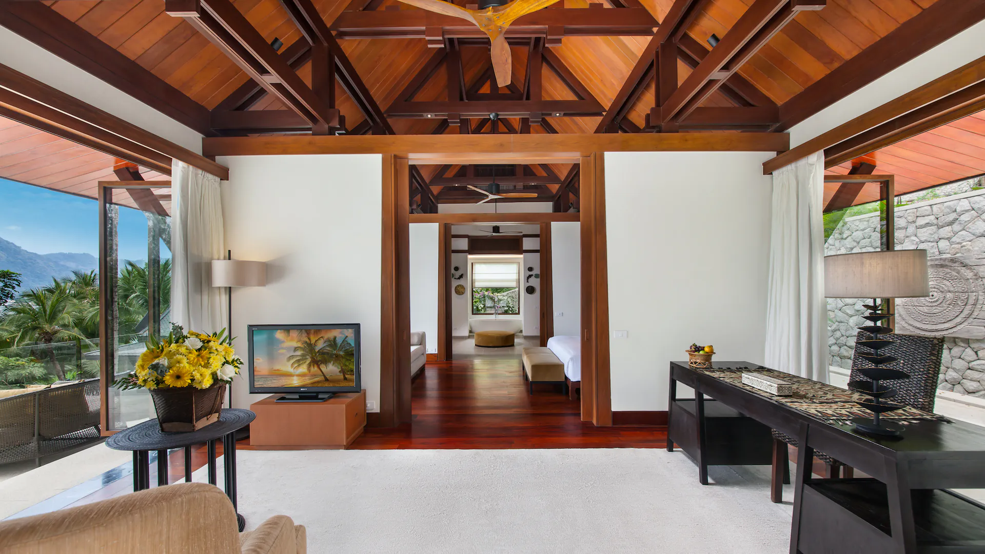 EXCLUSIVE BEACHFRONT GETAWAY VILLA IN LAEMSON ESTATE, PHUKET - Kamala, Phuket, Thailand