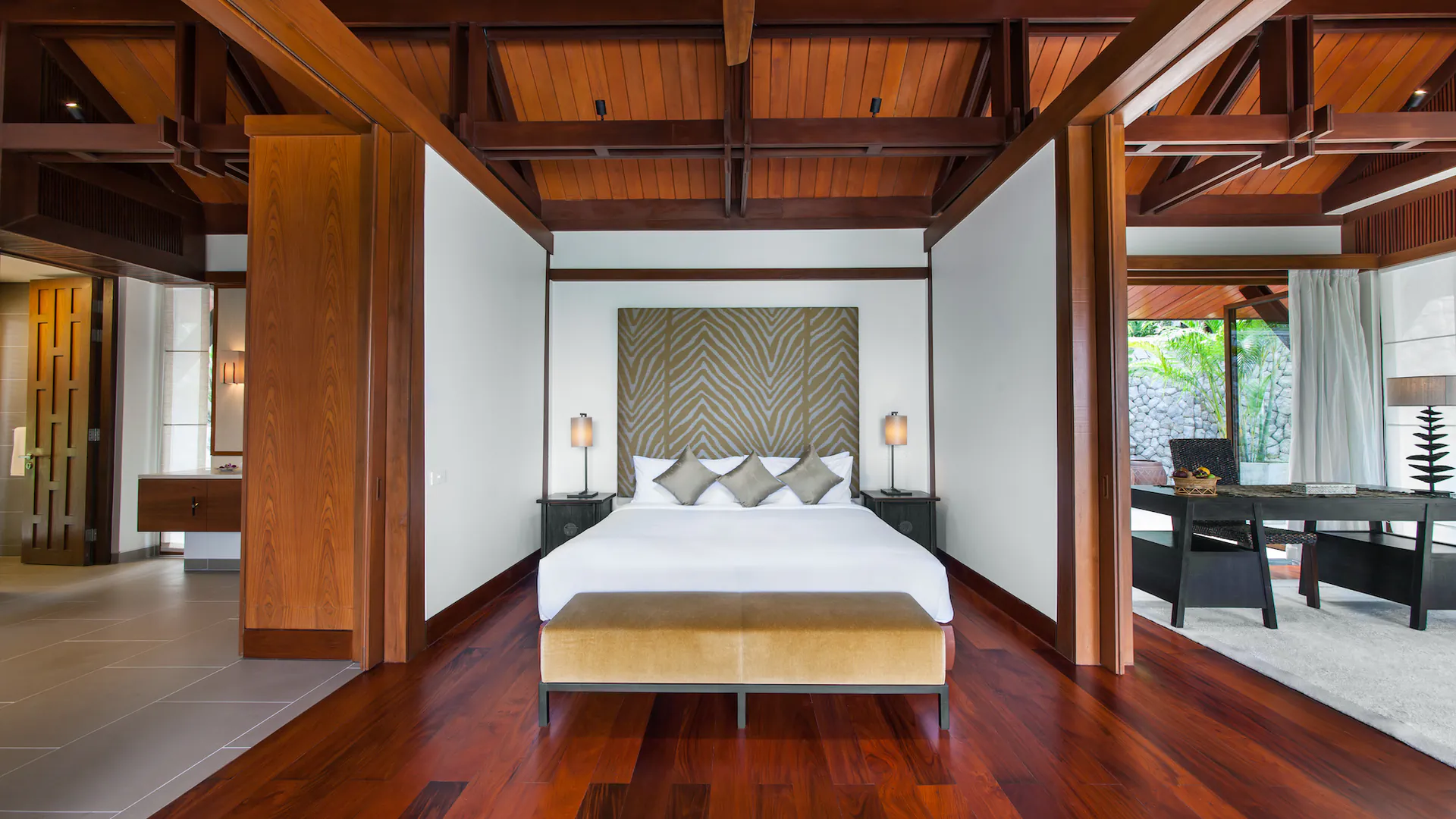 EXCLUSIVE BEACHFRONT GETAWAY VILLA IN LAEMSON ESTATE, PHUKET - Kamala, Phuket, Thailand