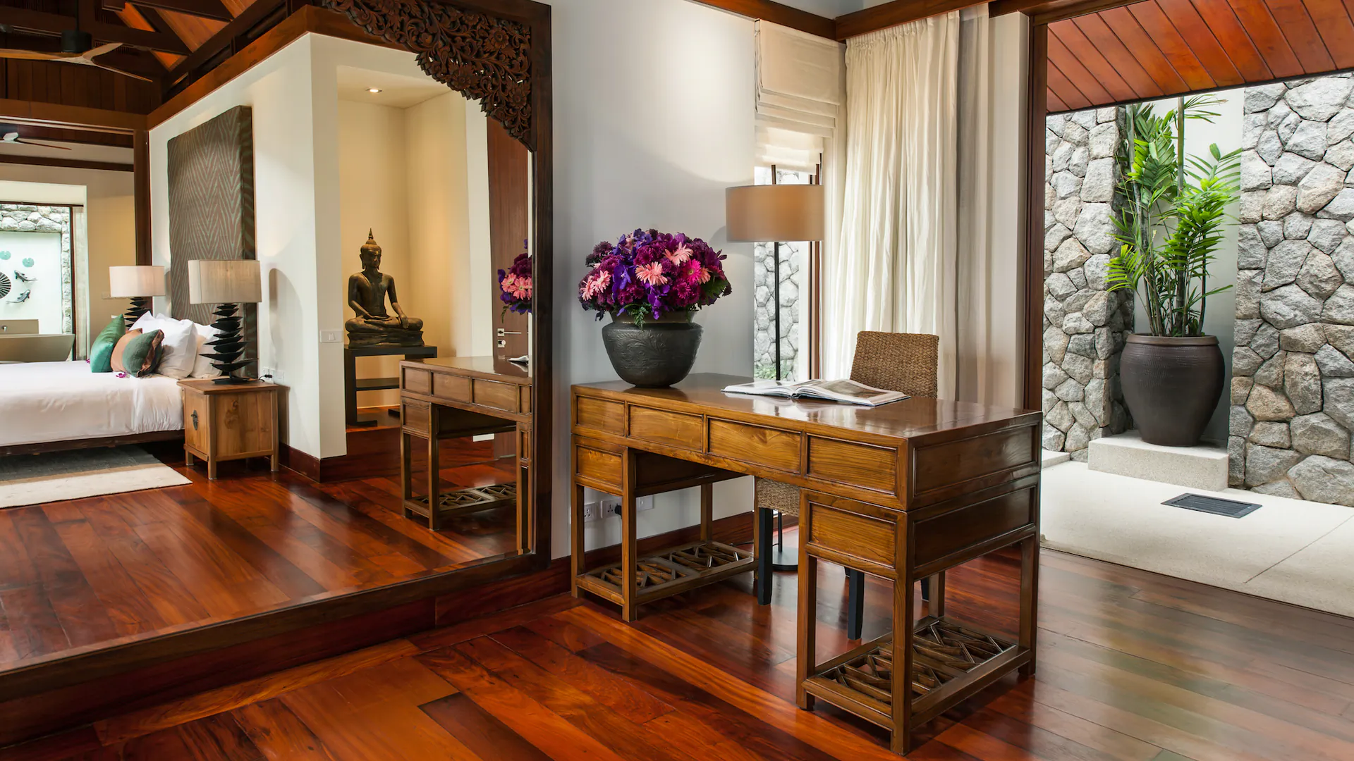 EXCLUSIVE BEACHFRONT GETAWAY VILLA IN LAEMSON ESTATE, PHUKET - Kamala, Phuket, Thailand