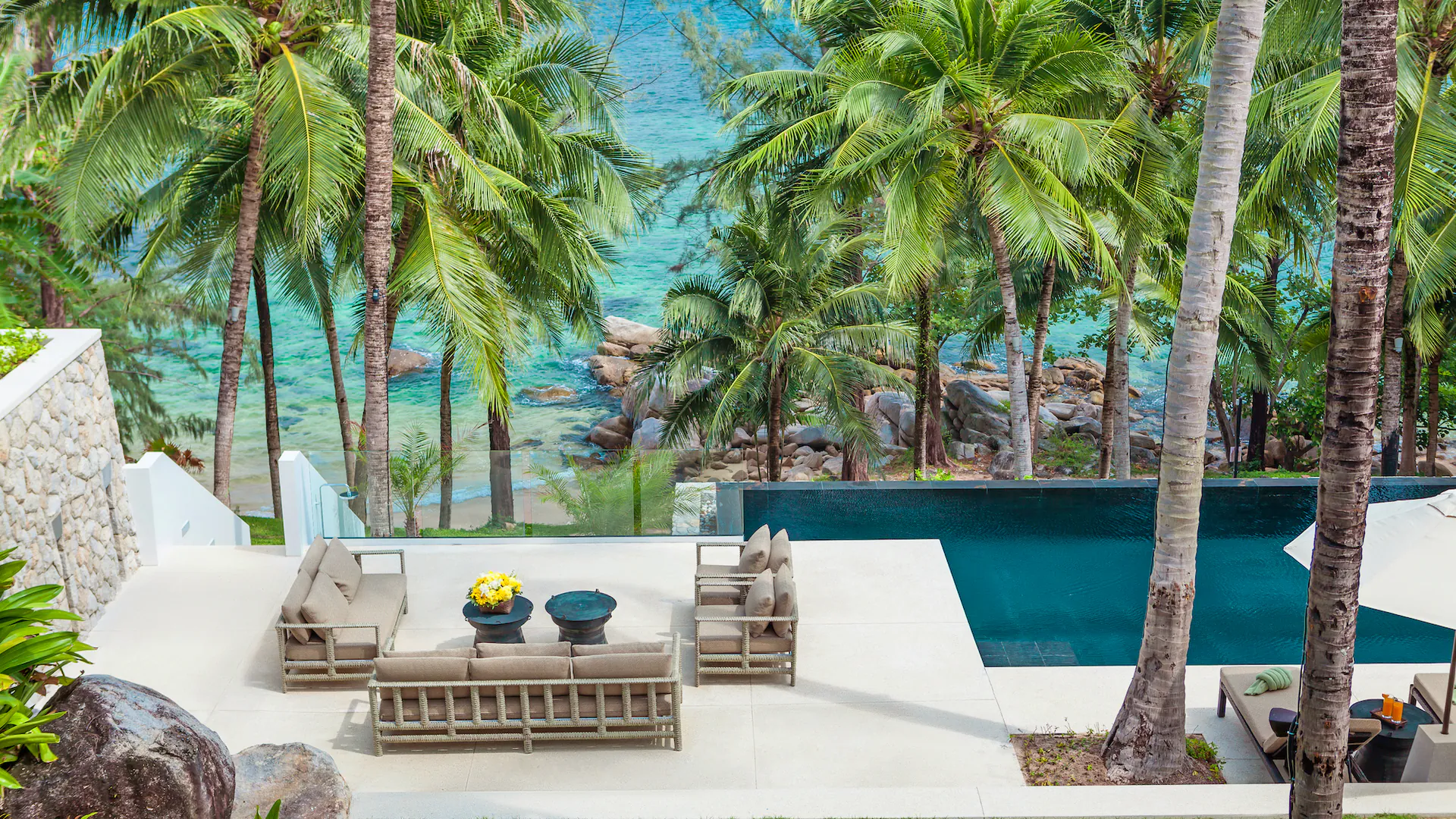 EXCLUSIVE BEACHFRONT GETAWAY VILLA IN LAEMSON ESTATE, PHUKET - Kamala, Phuket, Thailand