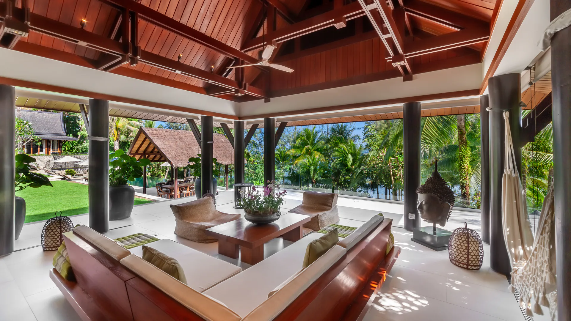 EXCLUSIVE BEACHFRONT GETAWAY VILLA IN LAEMSON ESTATE, PHUKET - Kamala, Phuket, Thailand