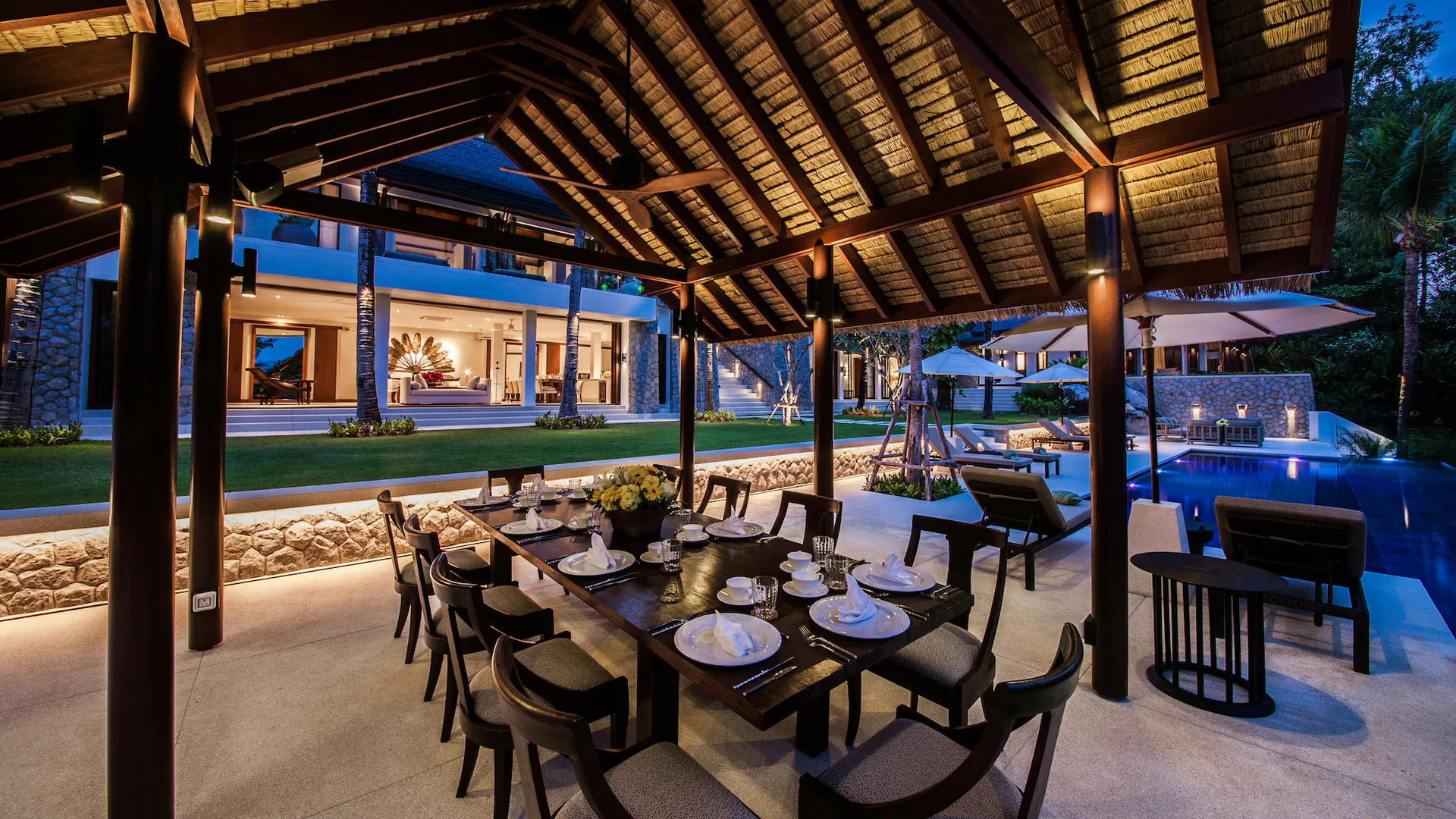 EXCLUSIVE BEACHFRONT GETAWAY VILLA IN LAEMSON ESTATE, PHUKET - Kamala, Phuket, Thailand