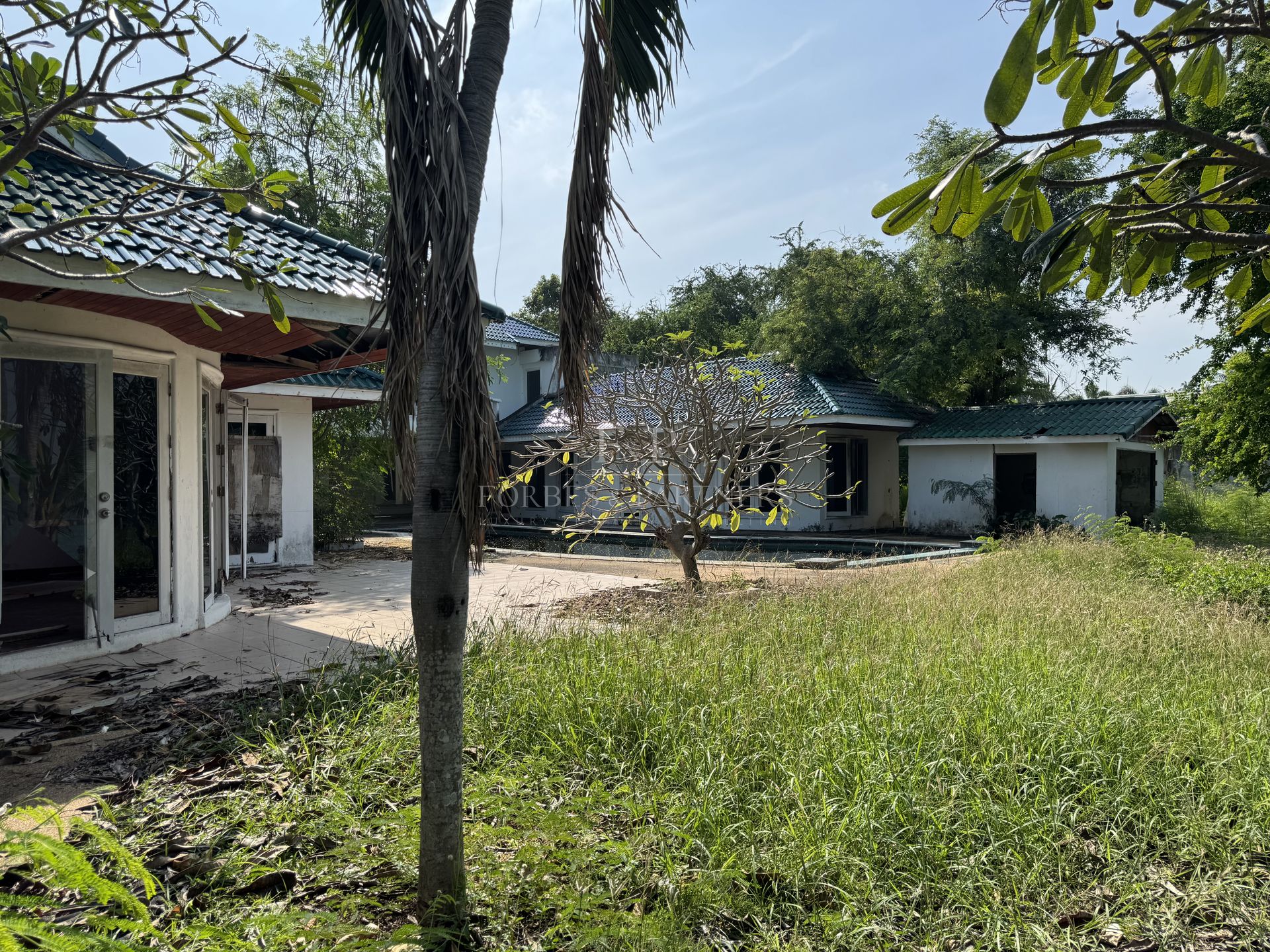 Beachfront Land and Villa in Plai Laem Koh Samui, Build or Renovate - Plai Laem, Ko Samui, Thailand