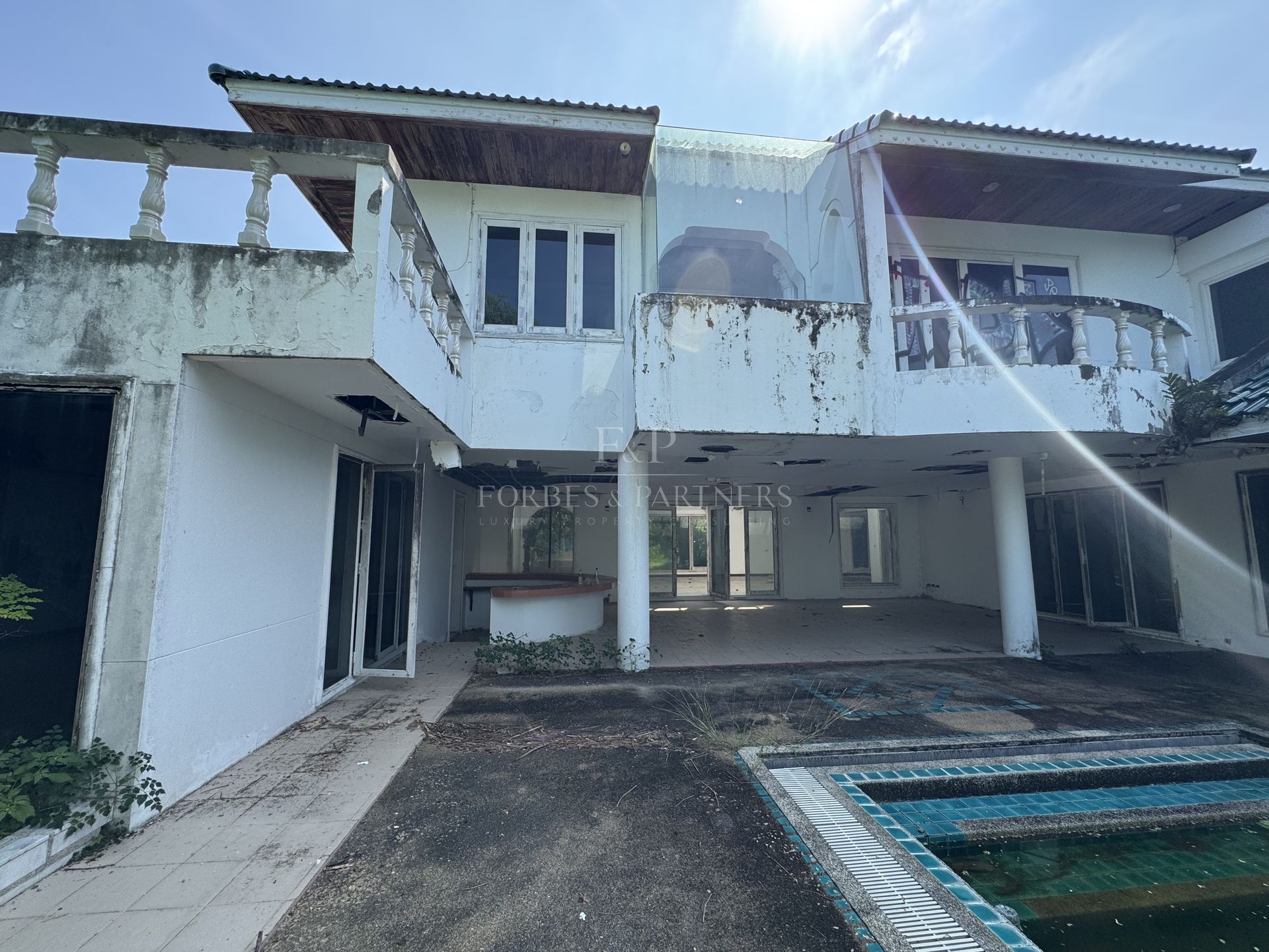Beachfront Land and Villa in Plai Laem Koh Samui, Build or Renovate - Plai Laem, Ko Samui, Thailand