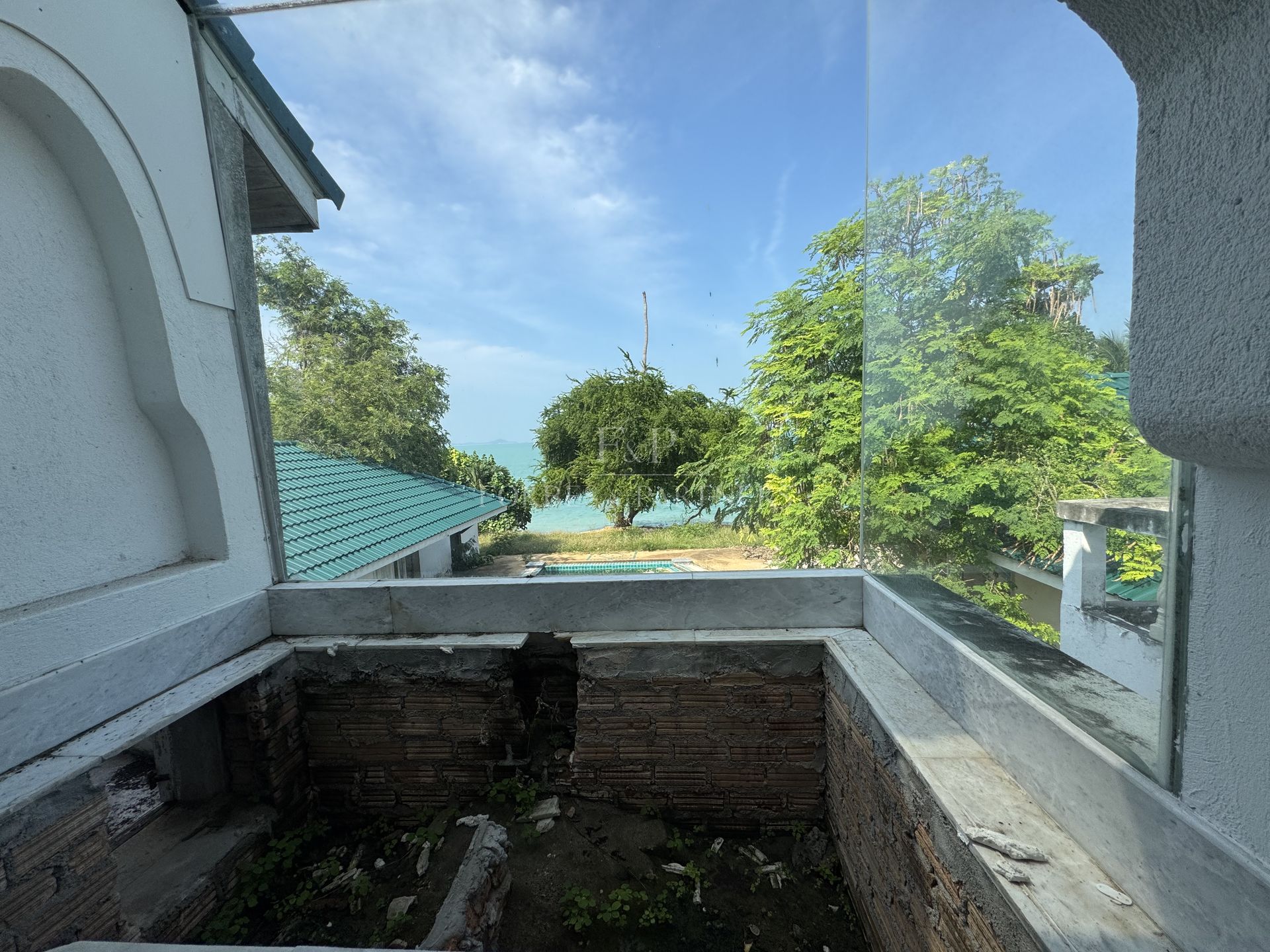 Beachfront Land and Villa in Plai Laem Koh Samui, Build or Renovate - Plai Laem, Ko Samui, Thailand
