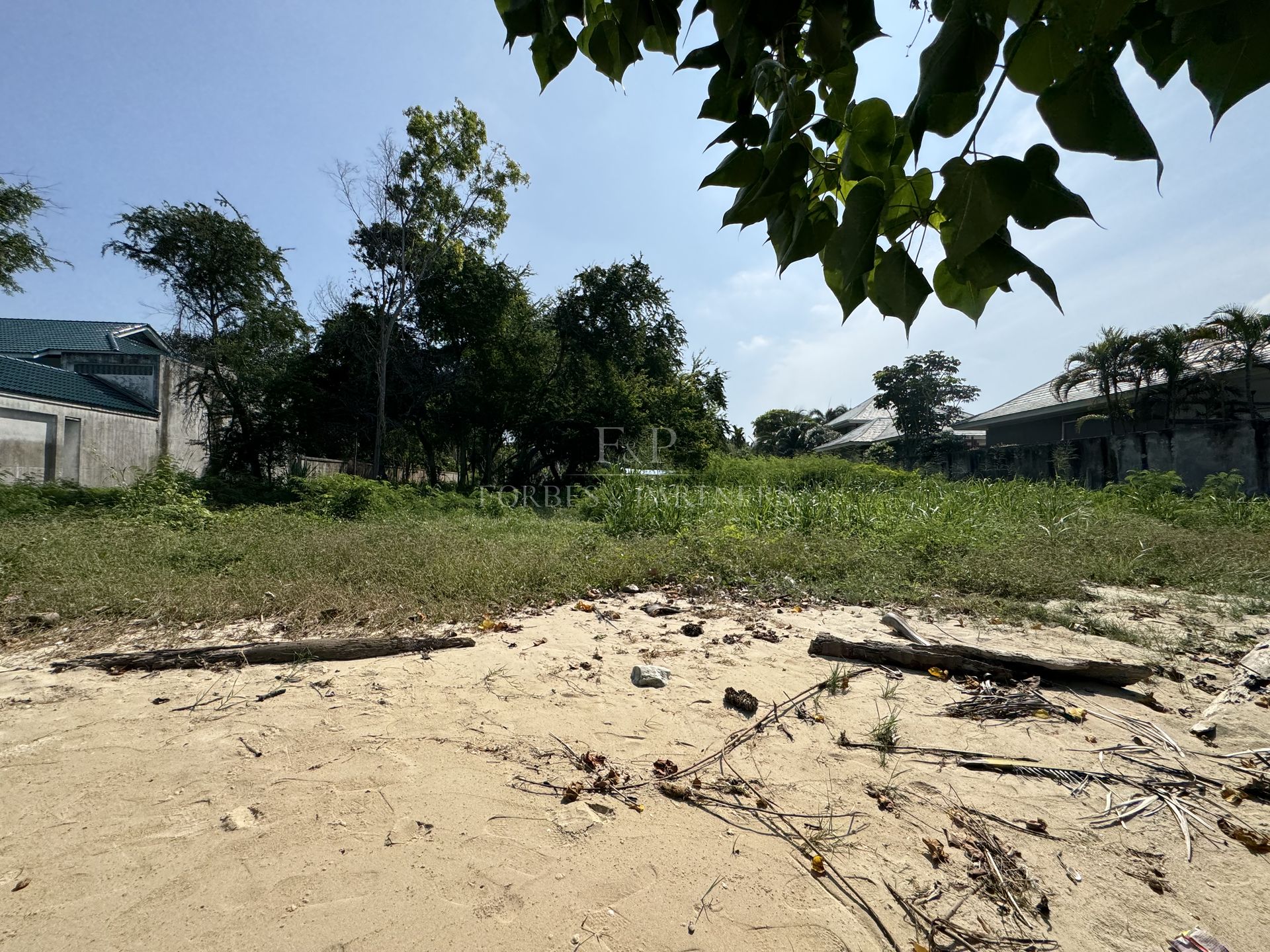 Beachfront Land and Villa in Plai Laem Koh Samui, Build or Renovate - Plai Laem, Ko Samui, Thailand